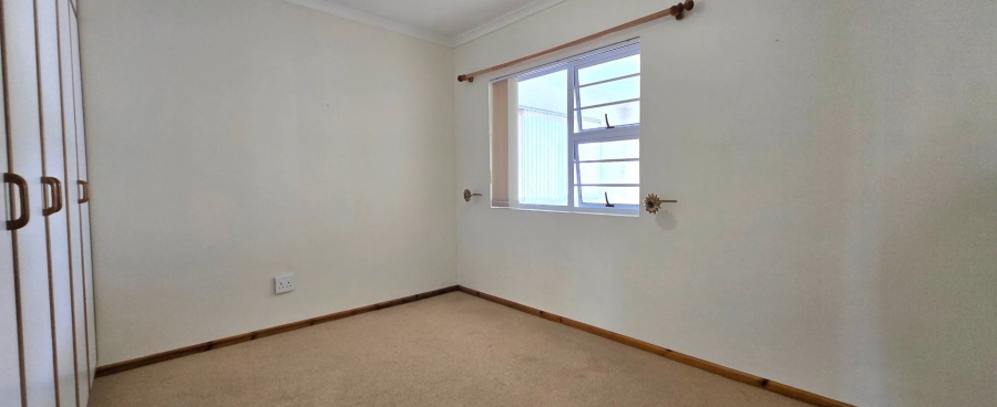 3 Bedroom Property for Sale in Franskraal Western Cape